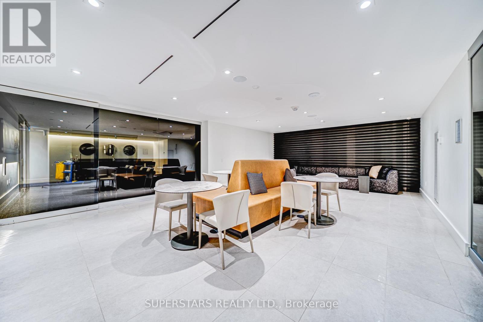 1211w - 3 Rosewater Street, Richmond Hill, Ontario  L4C 5T6 - Photo 20 - N12875970