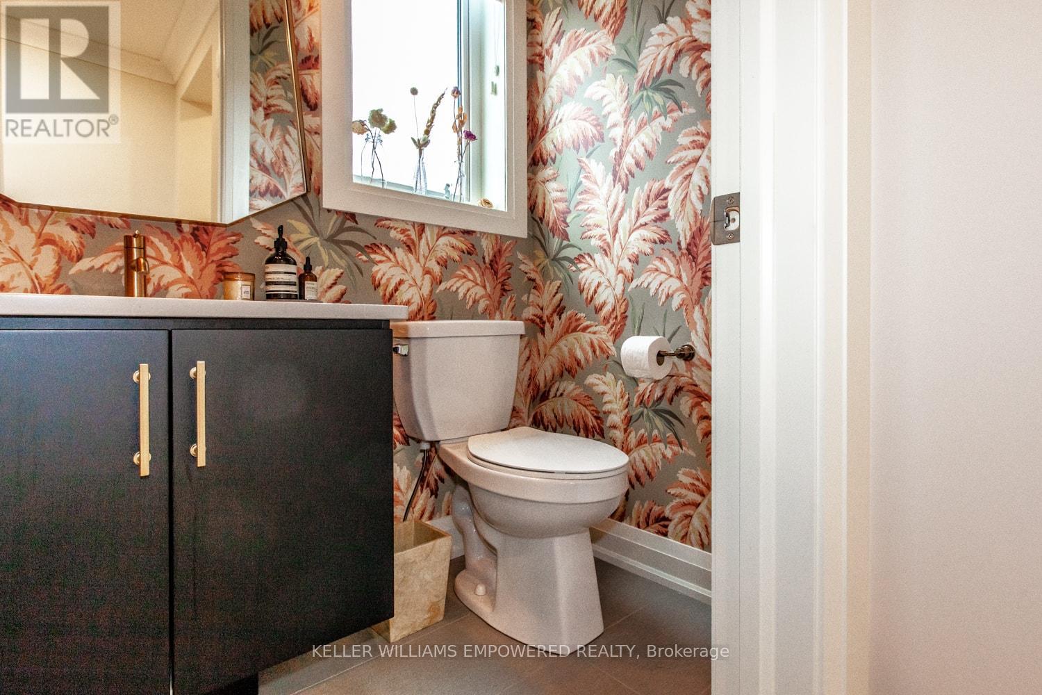 48 Lowther Avenue, Richmond Hill, Ontario  L4E 2Z7 - Photo 11 - N12875998