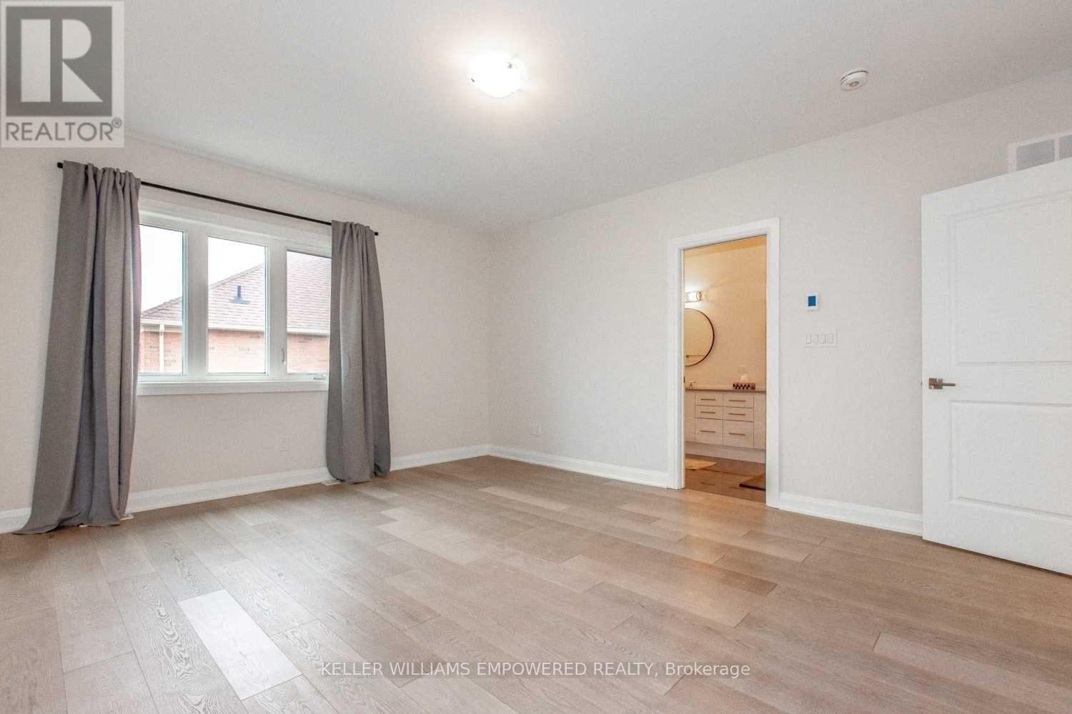 48 Lowther Avenue, Richmond Hill, Ontario  L4E 2Z7 - Photo 13 - N12875998