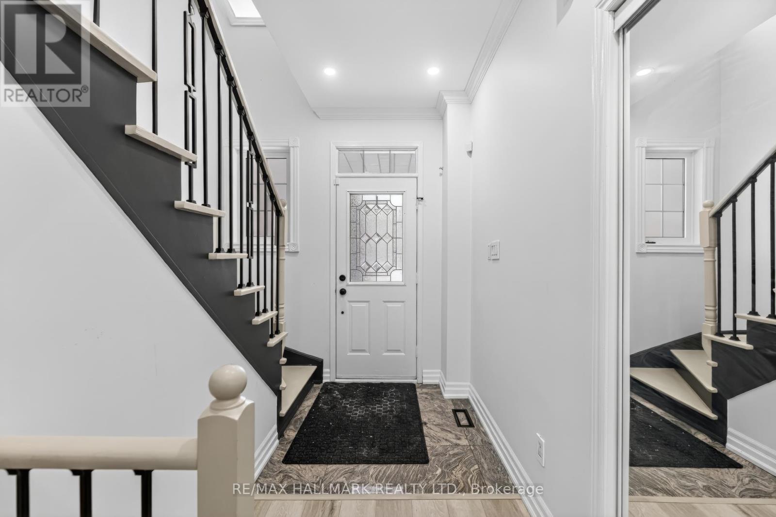 39 - 180 Blue Willow Drive, Vaughan, Ontario  L4L 9C9 - Photo 4 - N12876036