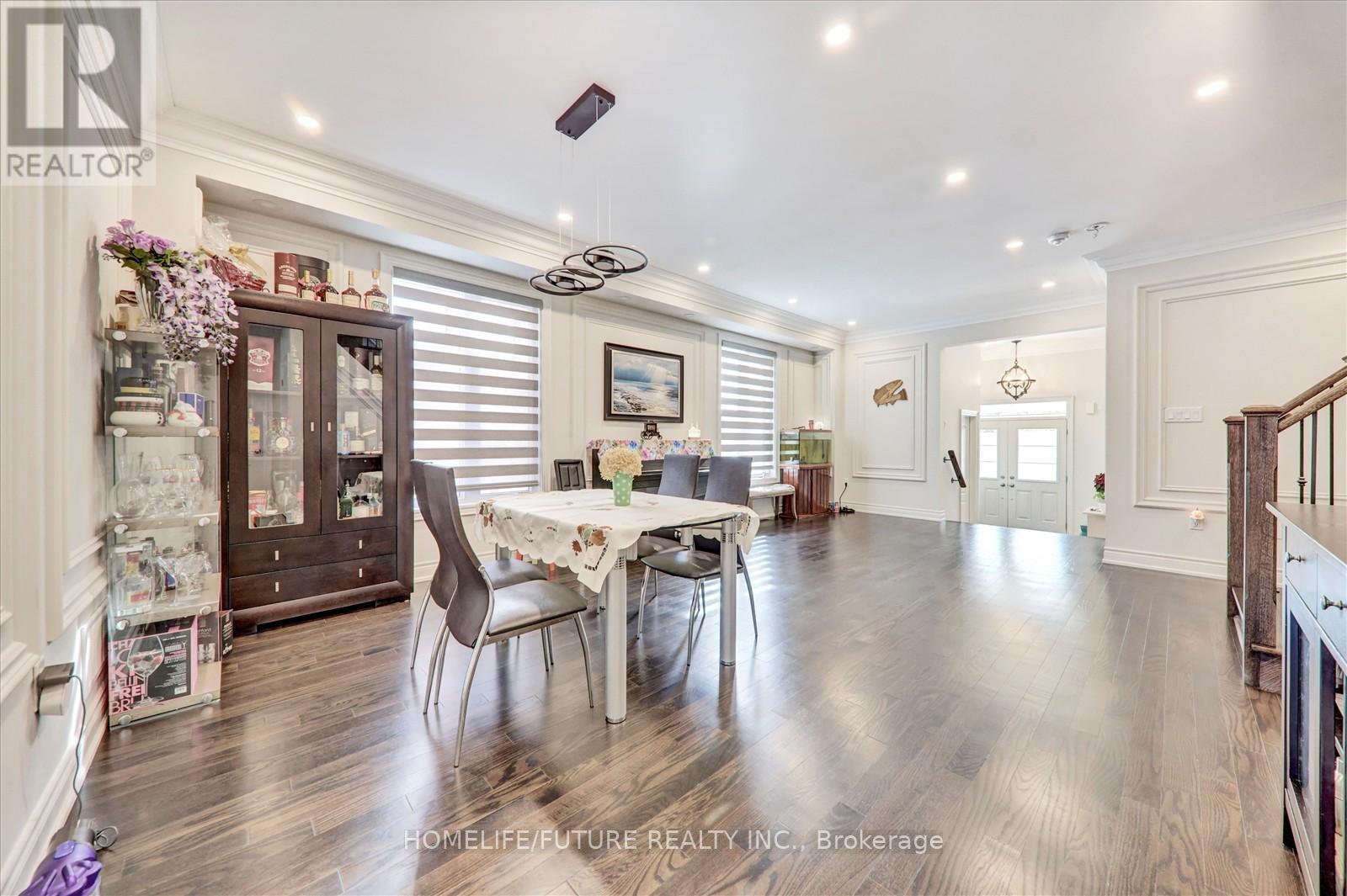 104 Holland Vista Street, East Gwillimbury, Ontario  L9N 0T4 - Photo 11 - N12876044