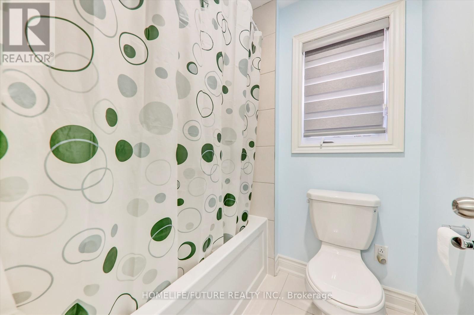 104 Holland Vista Street, East Gwillimbury, Ontario  L9N 0T4 - Photo 29 - N12876044