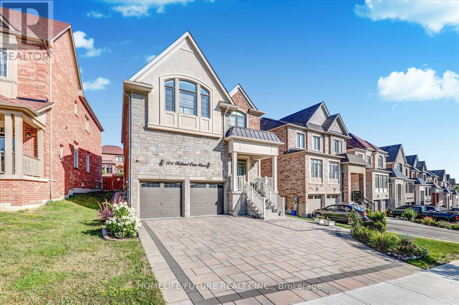 104 Holland Vista Street, East Gwillimbury, Ontario  L9N 0T4 - Photo 3 - N12876044