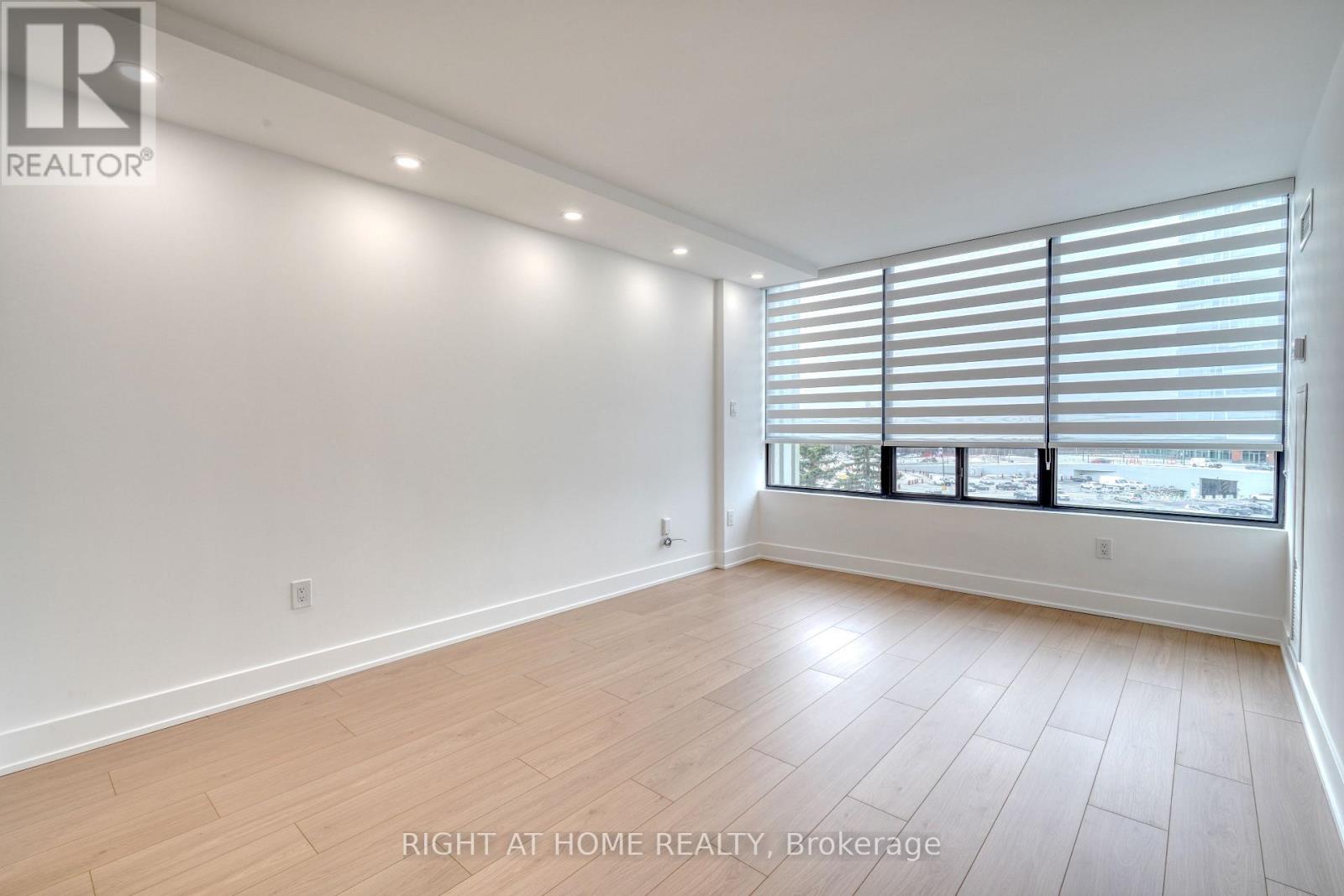 512 - 7460 Bathurst Street, Vaughan (Brownridge), Ontario  L4J 7K9 - Photo 29 - N12876114