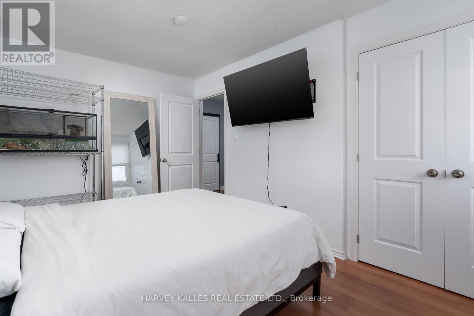 9 Manning Crescent, Newmarket, Ontario  L3Y 6H3 - Photo 24 - N12876252