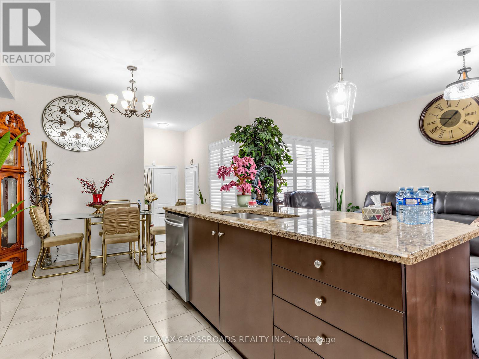 9 Rossmore Drive, Markham, Ontario  L6B 0Z4 - Photo 13 - N12876266