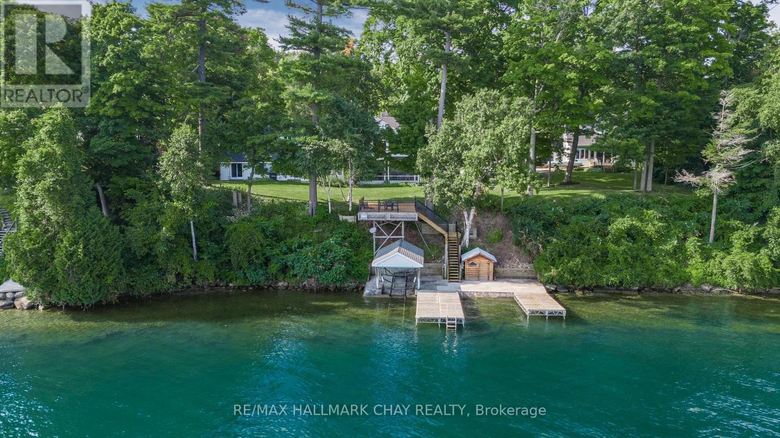 209 Bay Street, Oro-Medonte (Shanty Bay), Ontario  L0L 2L0 - Photo 1 - S12875984