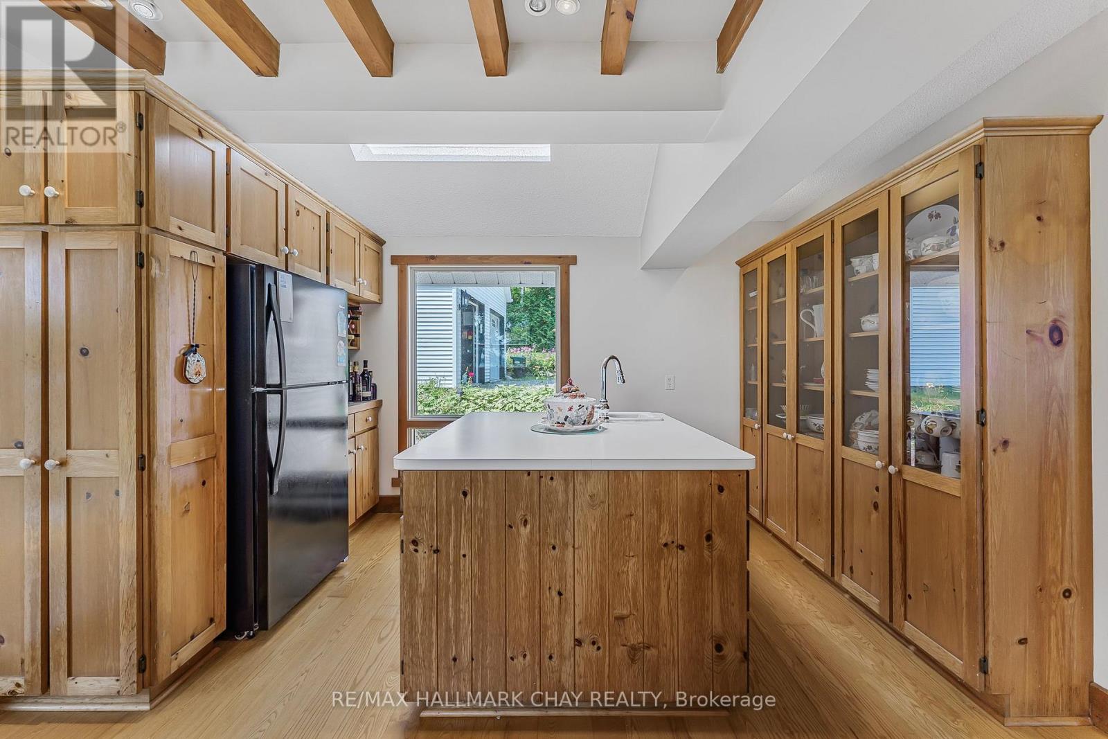 209 Bay Street, Oro-Medonte (Shanty Bay), Ontario  L0L 2L0 - Photo 14 - S12875984