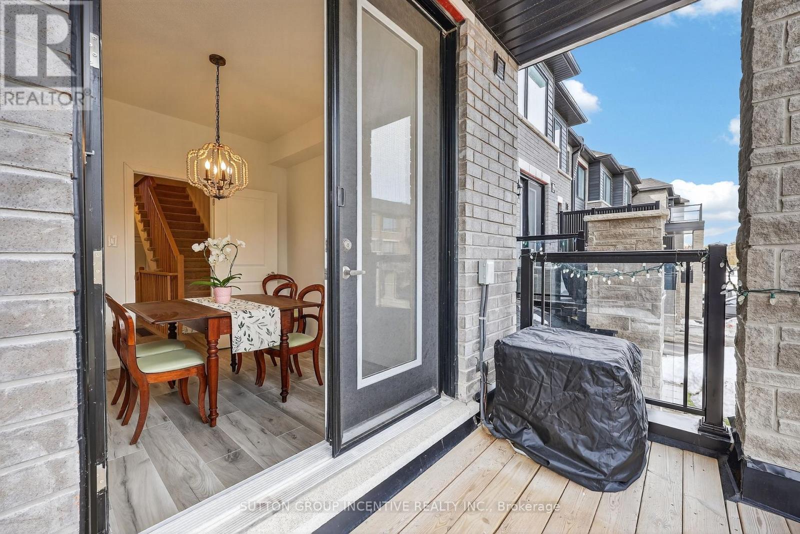 46 Spry Lane, Barrie, Ontario  L9J 0N6 - Photo 14 - S12876216