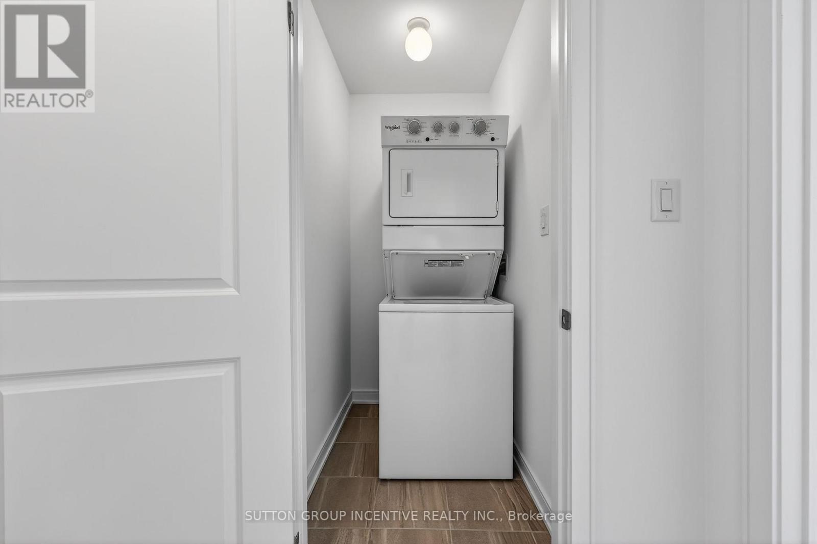 46 Spry Lane, Barrie, Ontario  L9J 0N6 - Photo 34 - S12876216