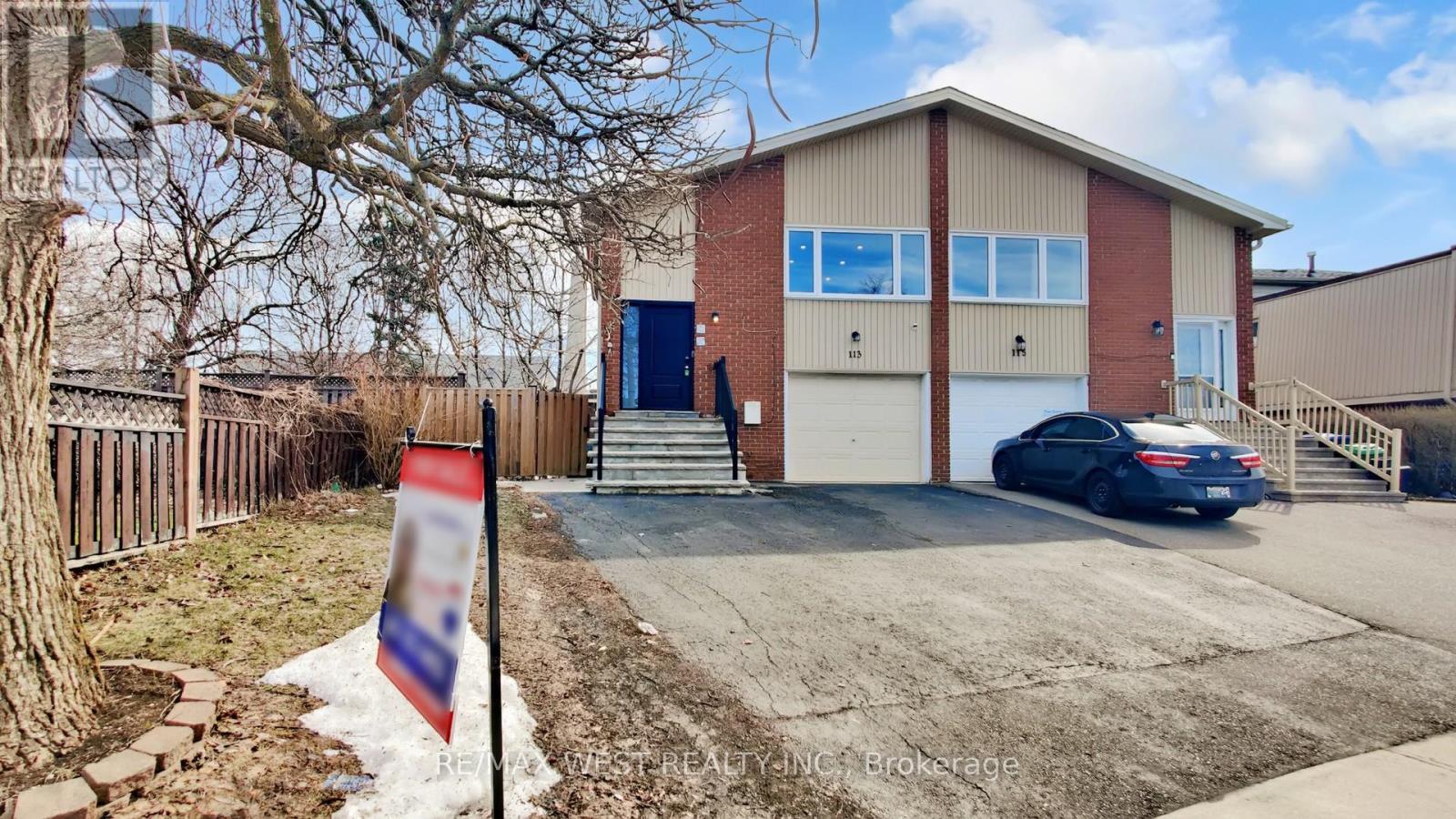 113 Kingswood Drive N, Brampton, Ontario  L6V 2X5 - Photo 2 - W12875958