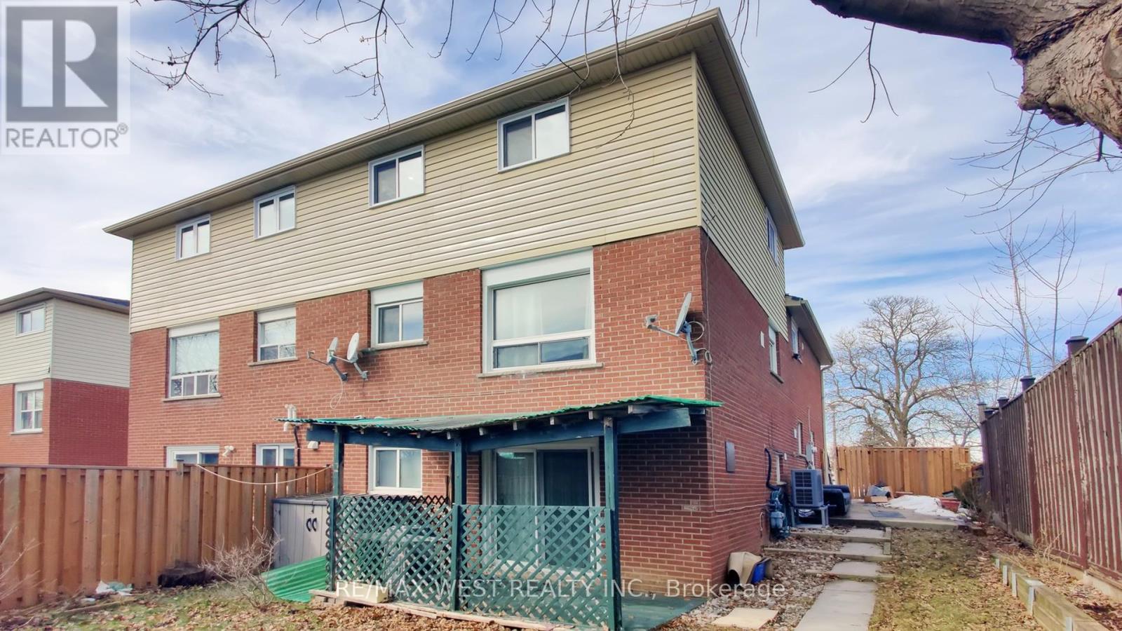 113 Kingswood Drive N, Brampton, Ontario  L6V 2X5 - Photo 43 - W12875958