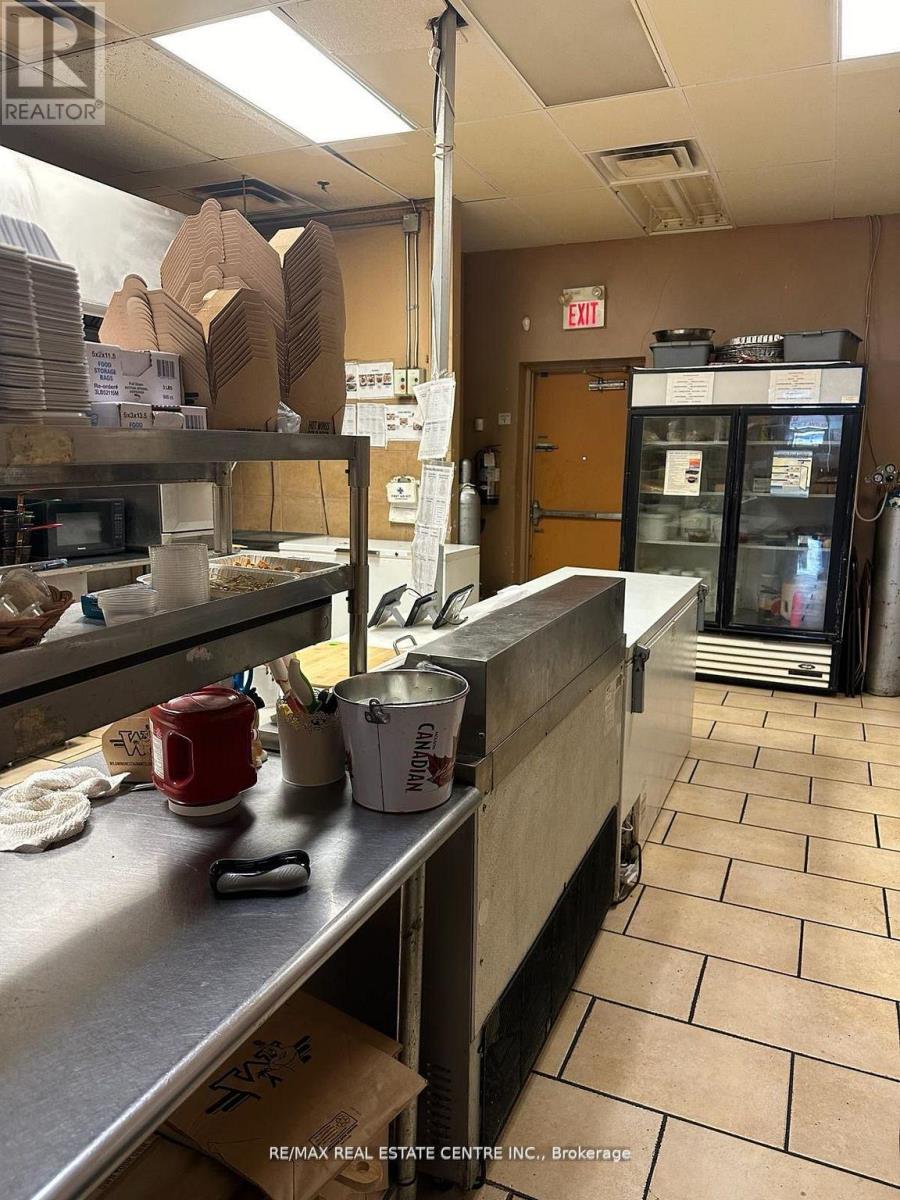 196 Mcewan Dr E Drive, Caledon, Ontario  L7E 2Y3 - Photo 14 - W12875974