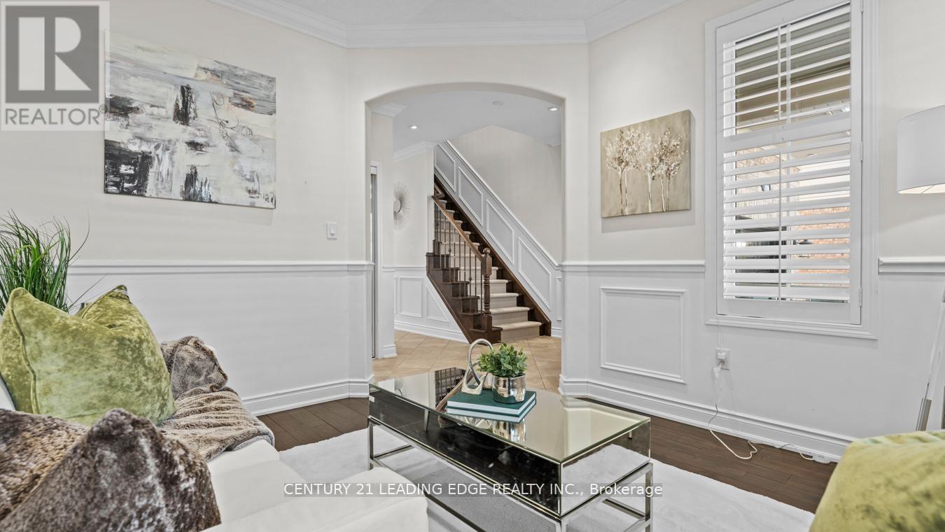 657 Brothers Crescent, Milton (Co Coates), Ontario  L9T 0A6 - Photo 8 - W12875982