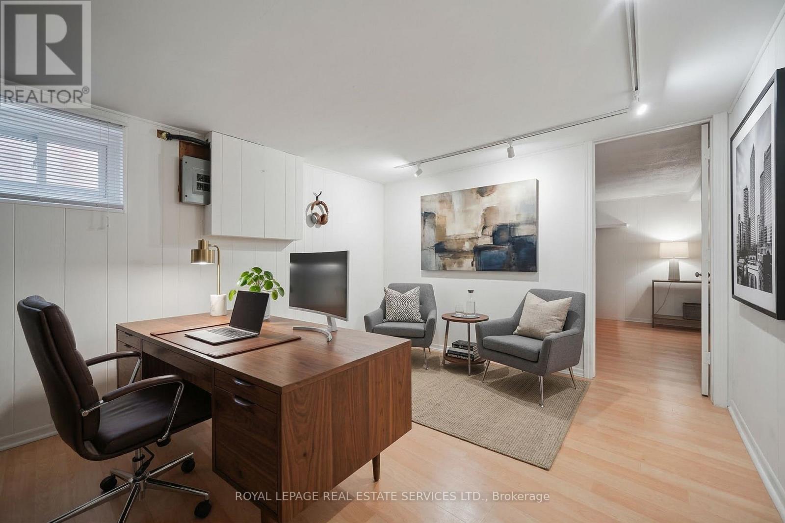 44 Yorkview Drive, Toronto, Ontario  M8Z 2E9 - Photo 12 - W12876010