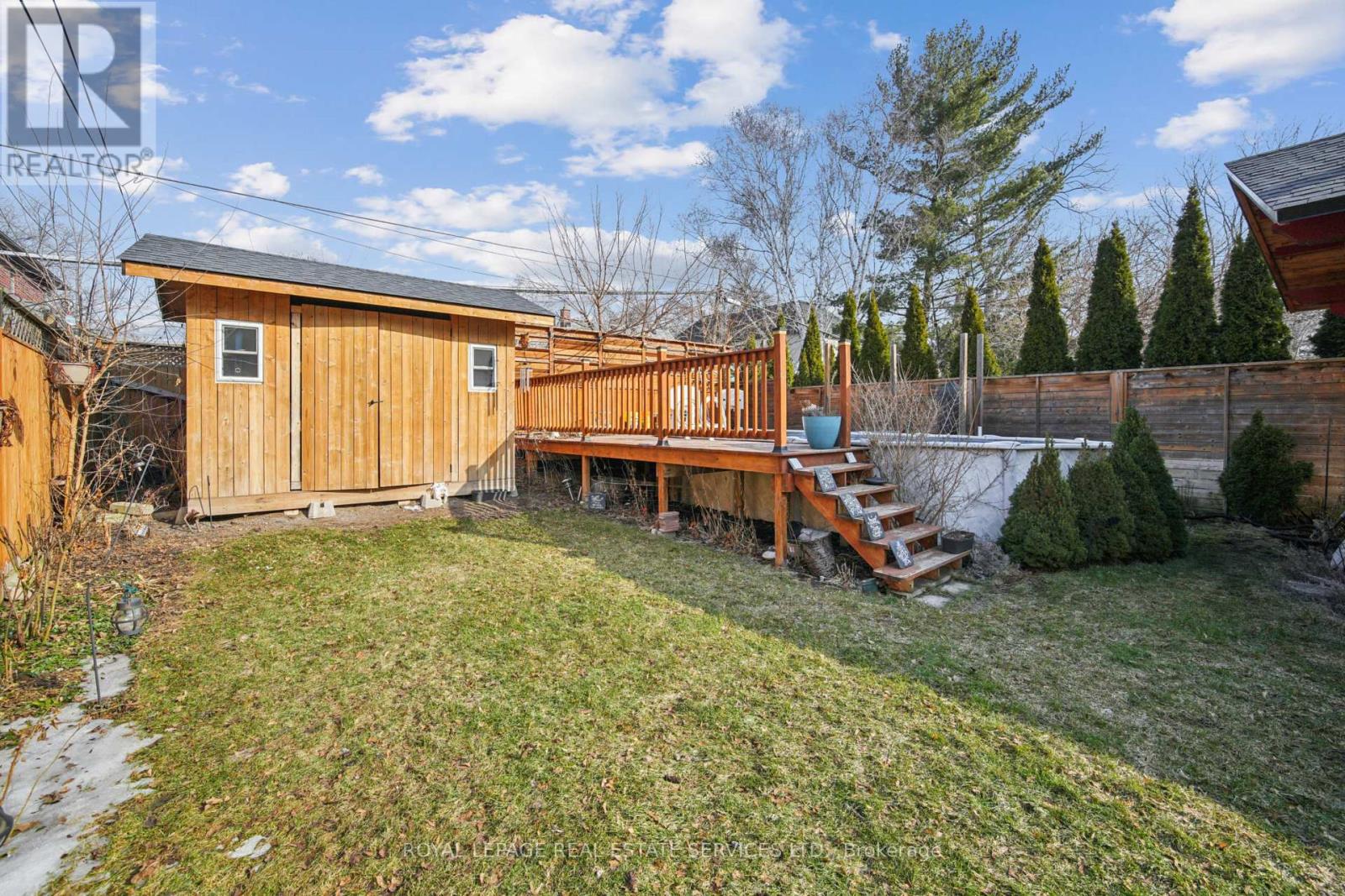 44 Yorkview Drive, Toronto, Ontario  M8Z 2E9 - Photo 21 - W12876010