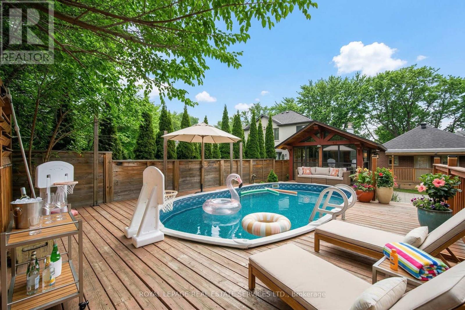 44 Yorkview Drive, Toronto, Ontario  M8Z 2E9 - Photo 22 - W12876010