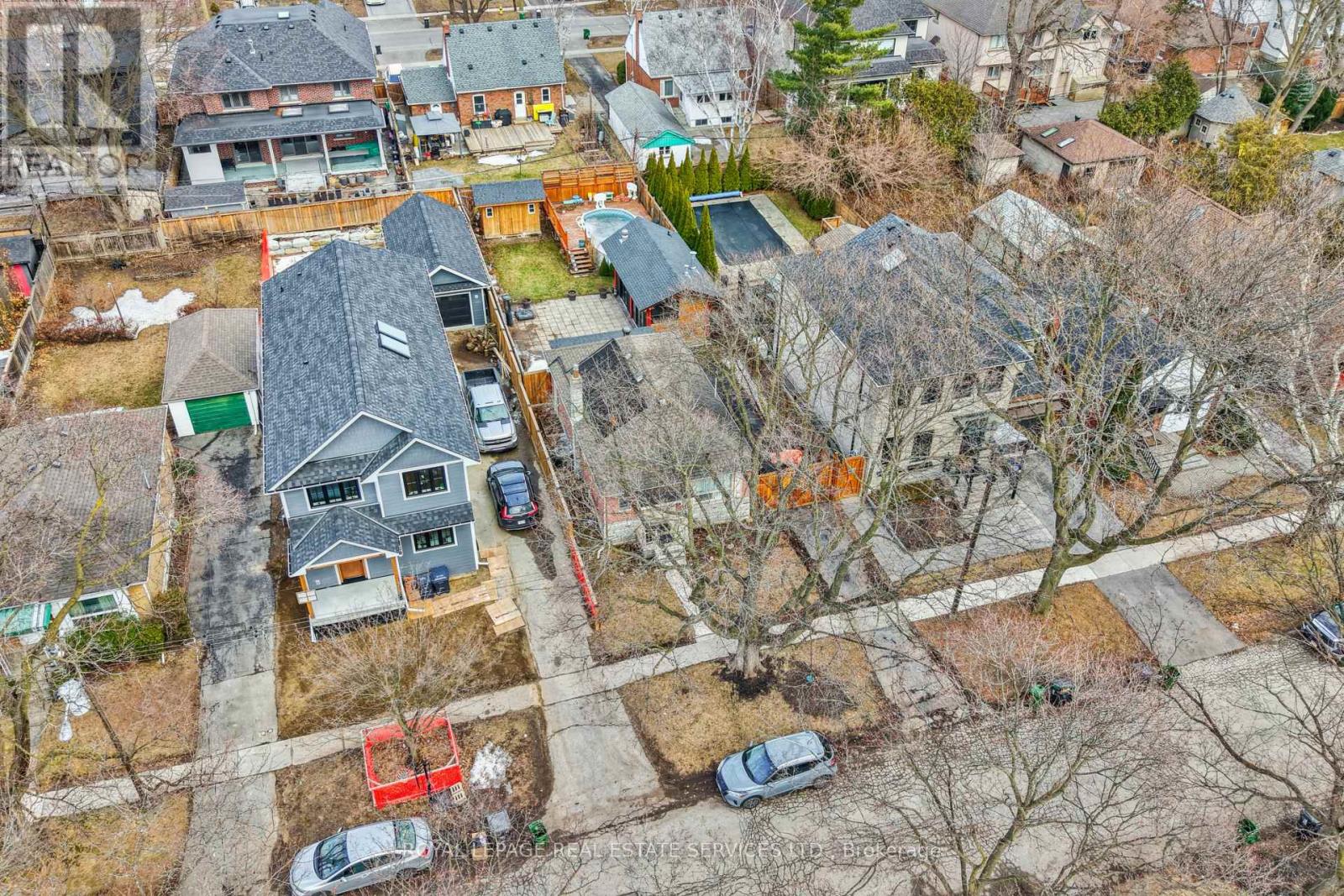 44 Yorkview Drive, Toronto, Ontario  M8Z 2E9 - Photo 25 - W12876010