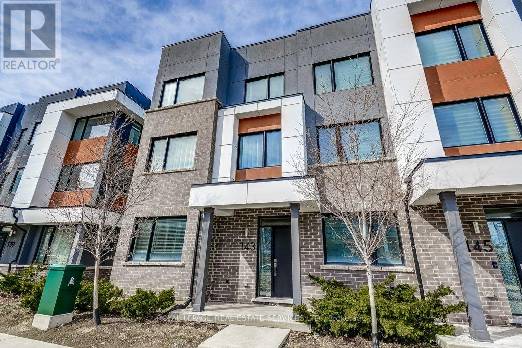 143 GROVEWOOD COMMON, Oakville, Ontario