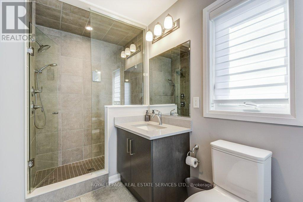 143 Grovewood Common, Oakville, Ontario  L6H 0X5 - Photo 21 - W12876040