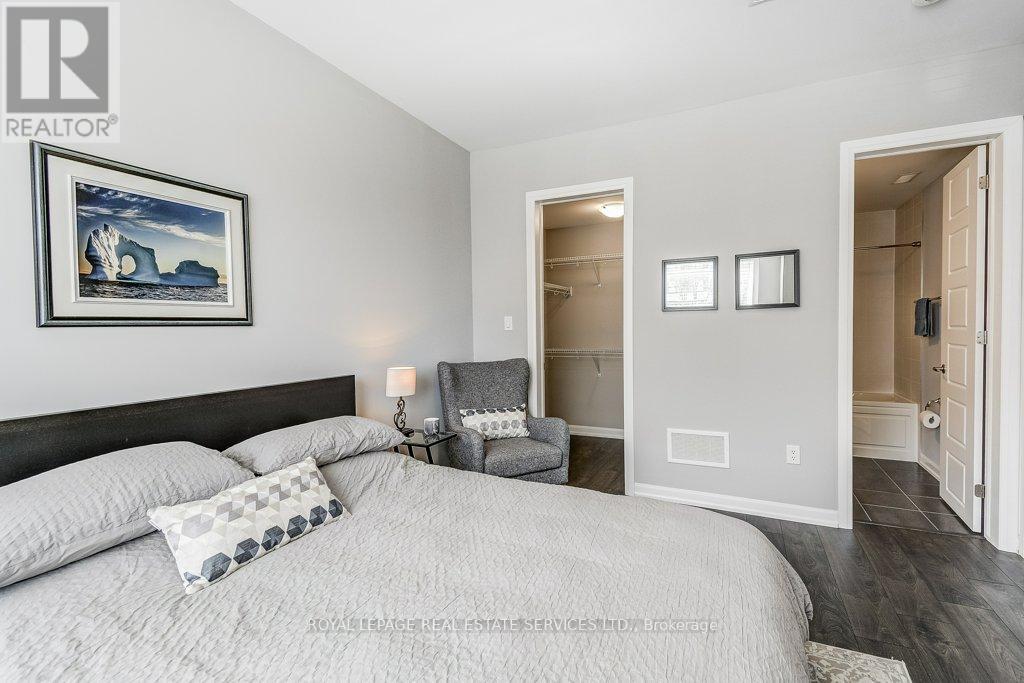 143 Grovewood Common, Oakville, Ontario  L6H 0X5 - Photo 27 - W12876040