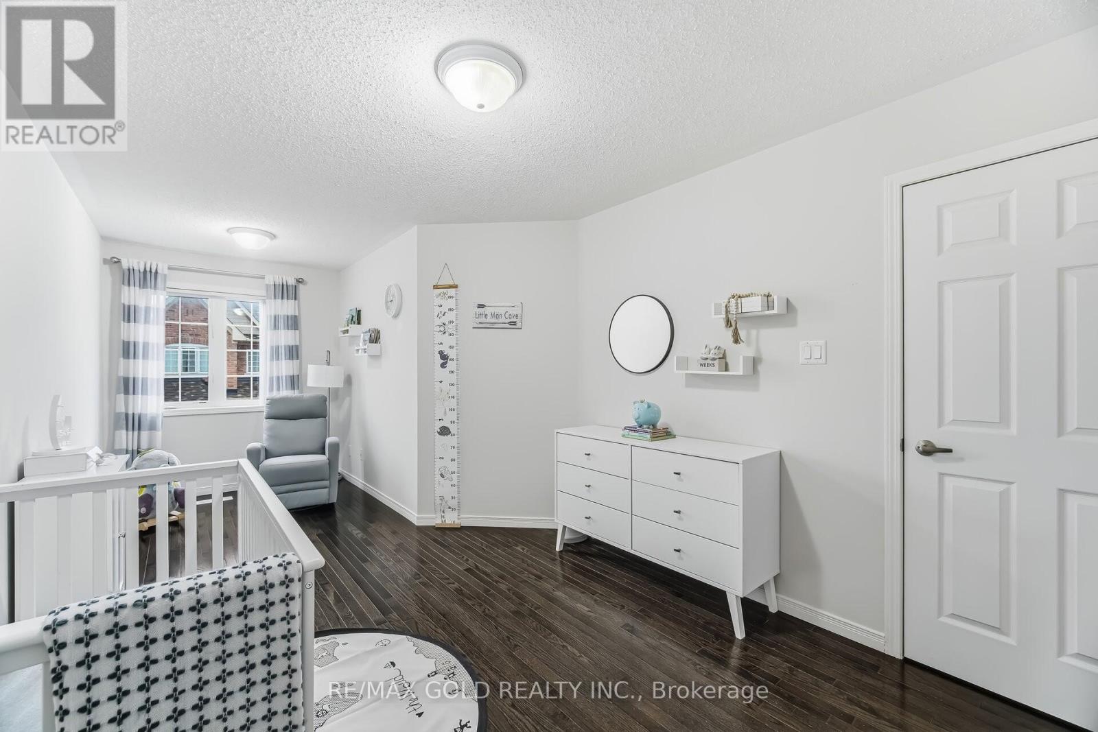 57 Utopia Way, Brampton, Ontario  L6P 4A5 - Photo 11 - W12876080