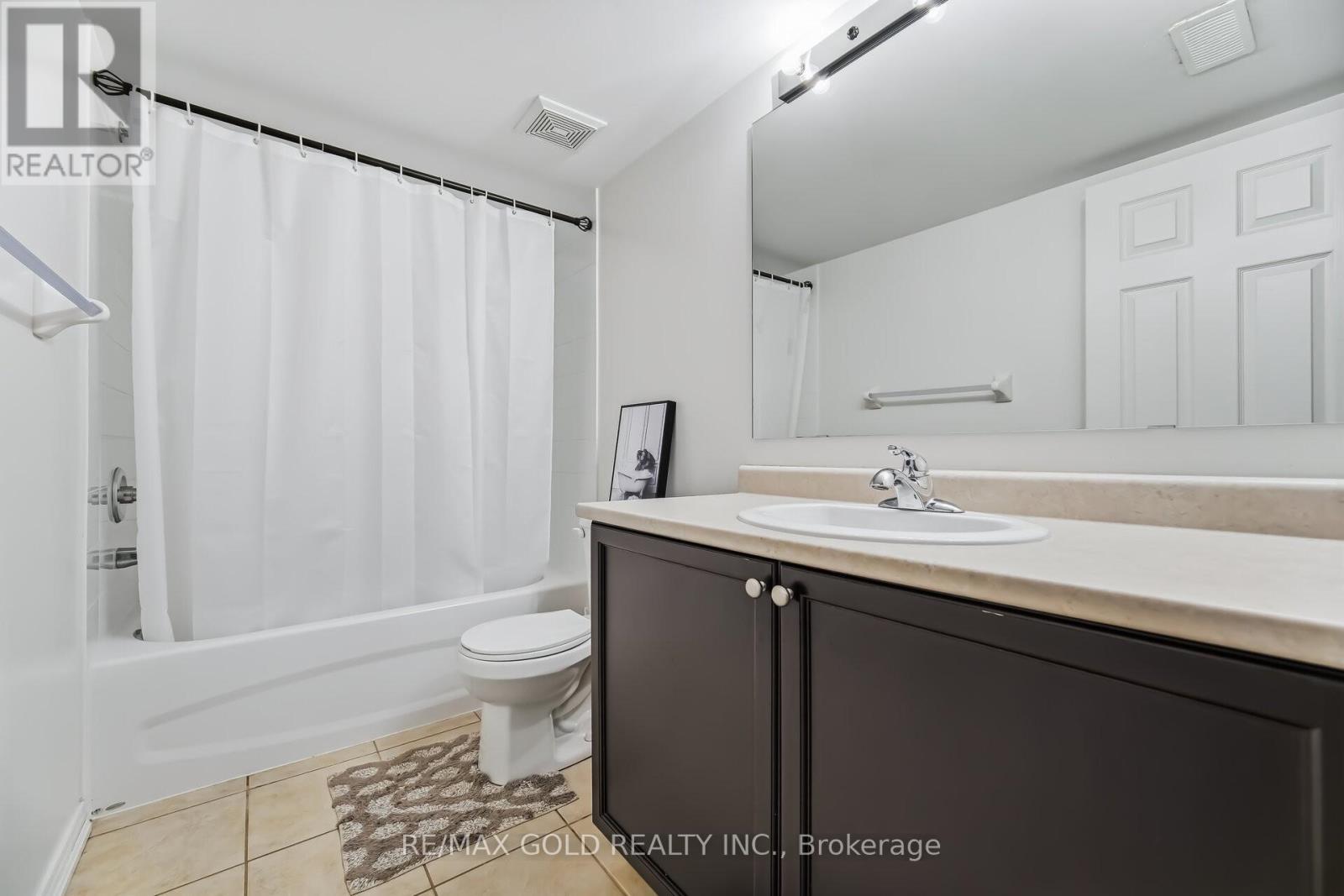 57 Utopia Way, Brampton, Ontario  L6P 4A5 - Photo 16 - W12876080