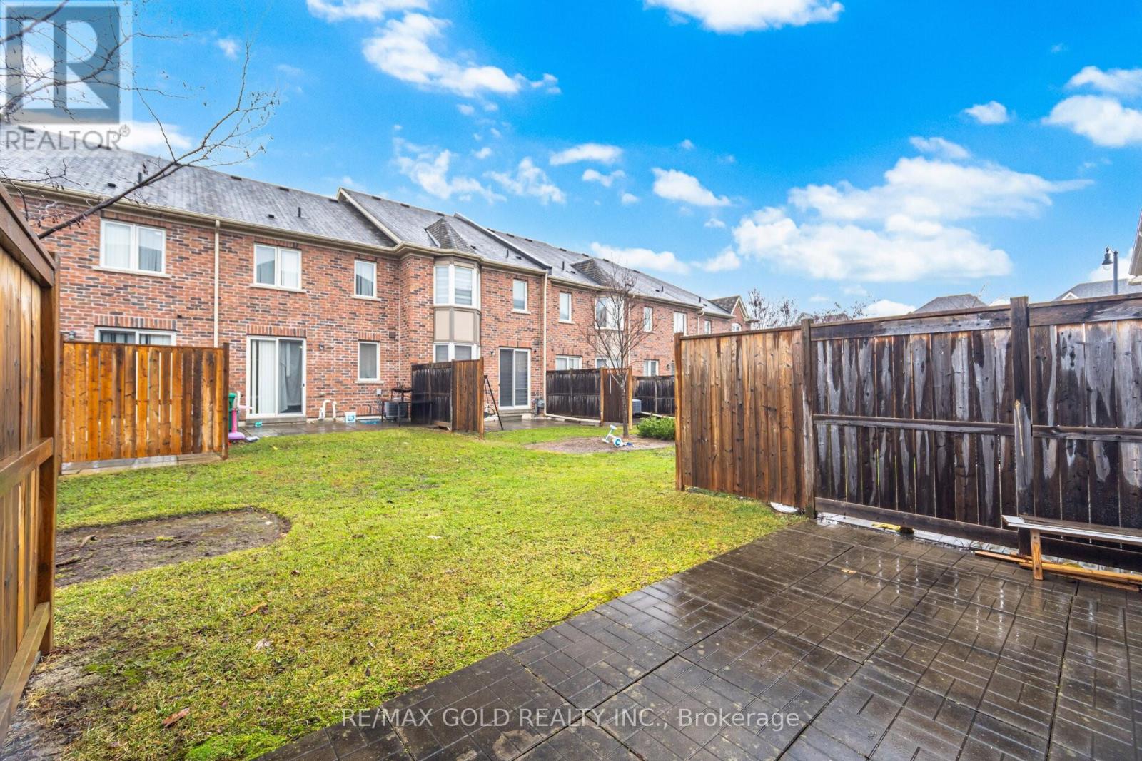 57 Utopia Way, Brampton, Ontario  L6P 4A5 - Photo 18 - W12876080