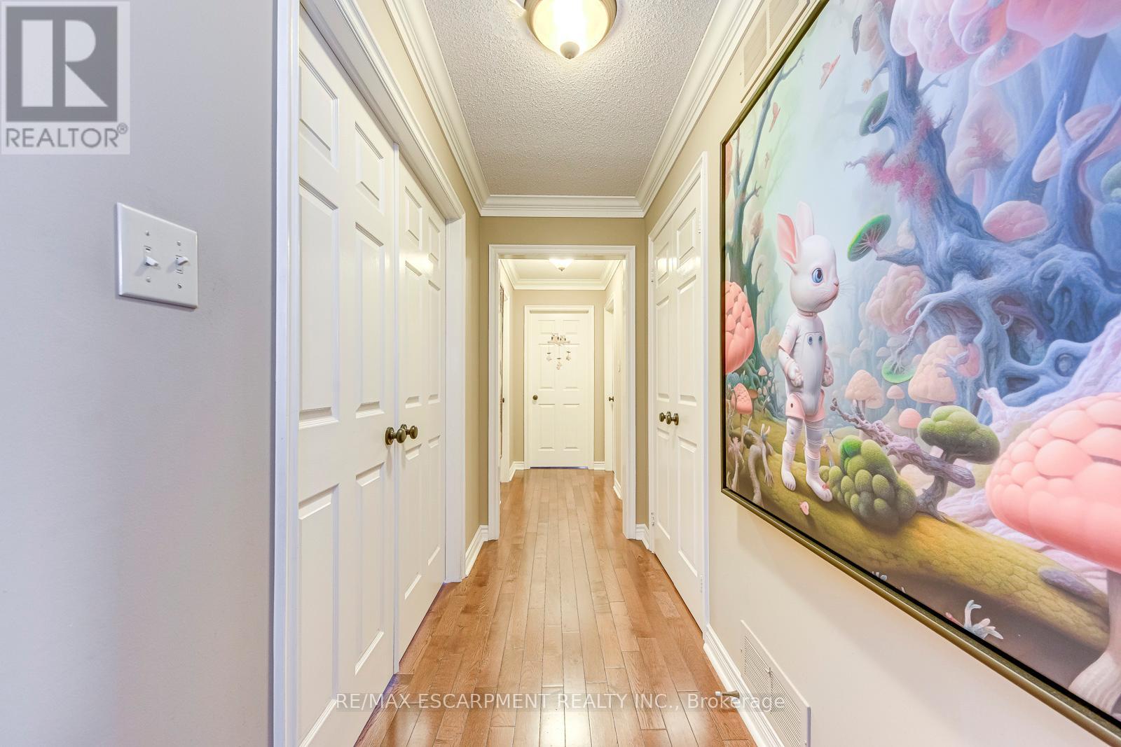 4220 Millcroft Park Drive, Burlington, Ontario  L7M 3V5 - Photo 23 - W12876130