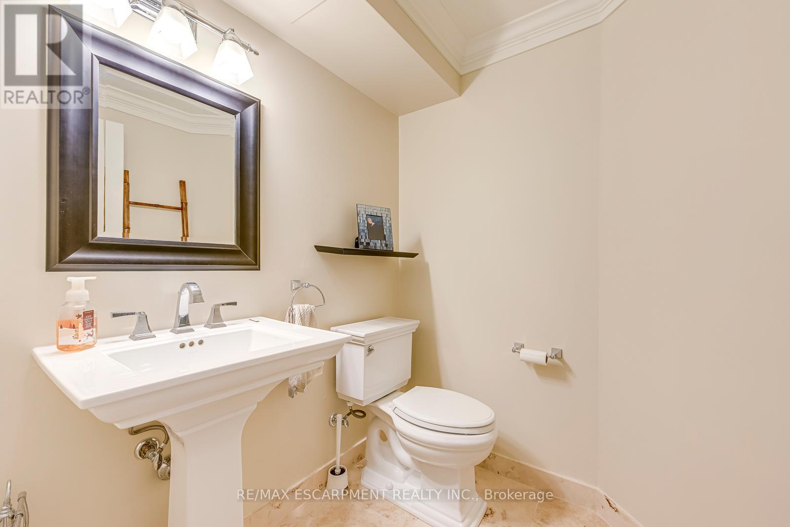 4220 Millcroft Park Drive, Burlington, Ontario  L7M 3V5 - Photo 44 - W12876130