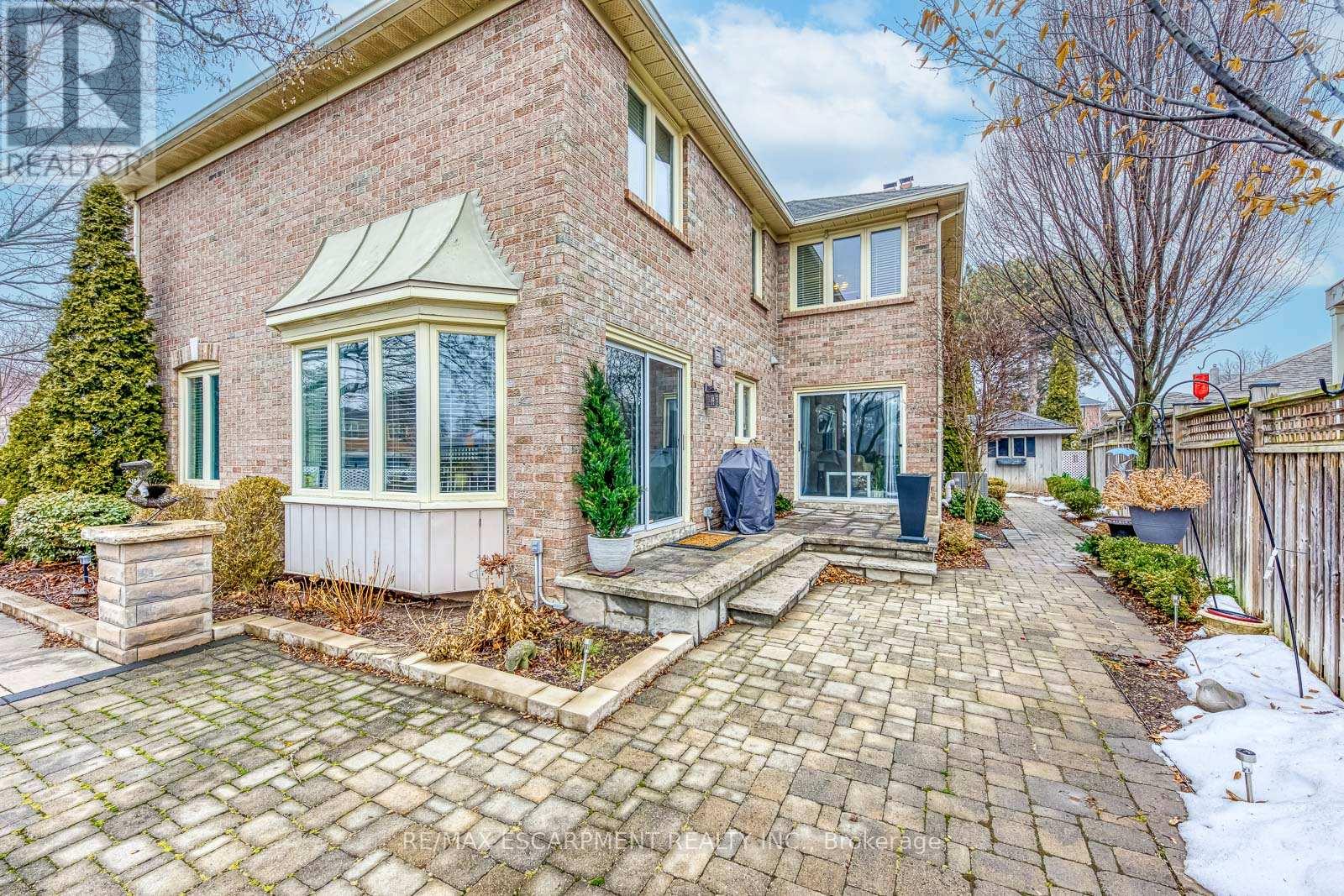 4220 Millcroft Park Drive, Burlington, Ontario  L7M 3V5 - Photo 49 - W12876130