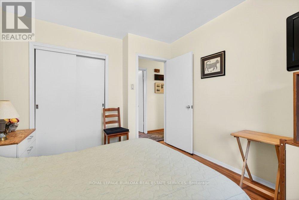 387 Walton Street, Oakville, Ontario  L6K 1R7 - Photo 20 - W12876142