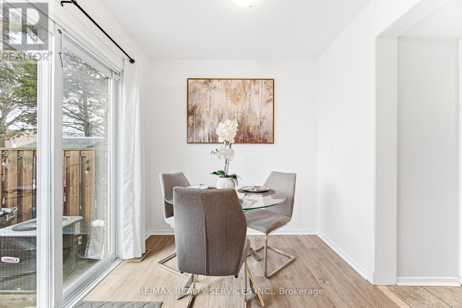 92 - 900 Central Park Drive, Brampton, Ontario  L6S 3J6 - Photo 19 - W12876152