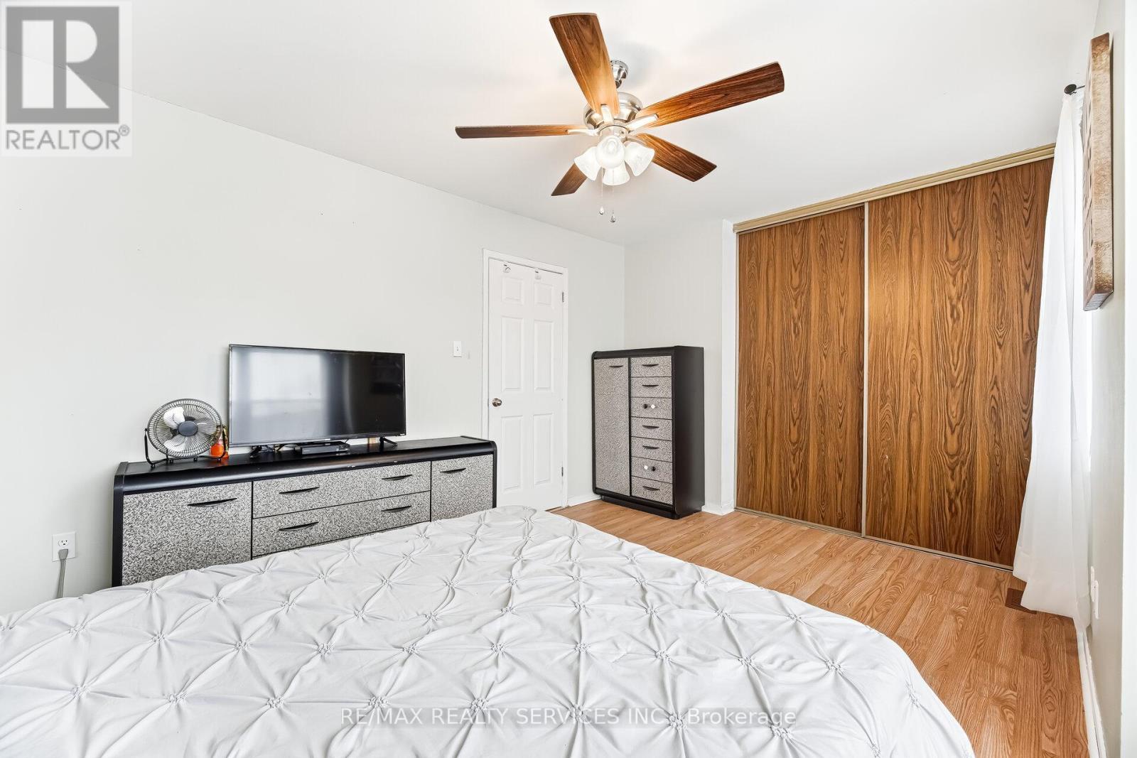 92 - 900 Central Park Drive, Brampton, Ontario  L6S 3J6 - Photo 26 - W12876152