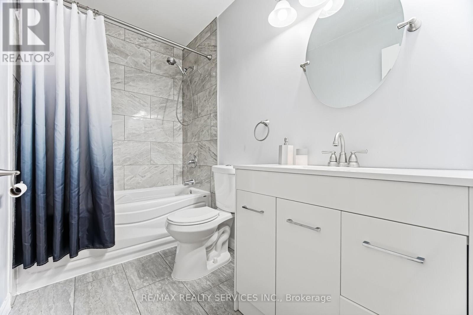 92 - 900 Central Park Drive, Brampton, Ontario  L6S 3J6 - Photo 31 - W12876152