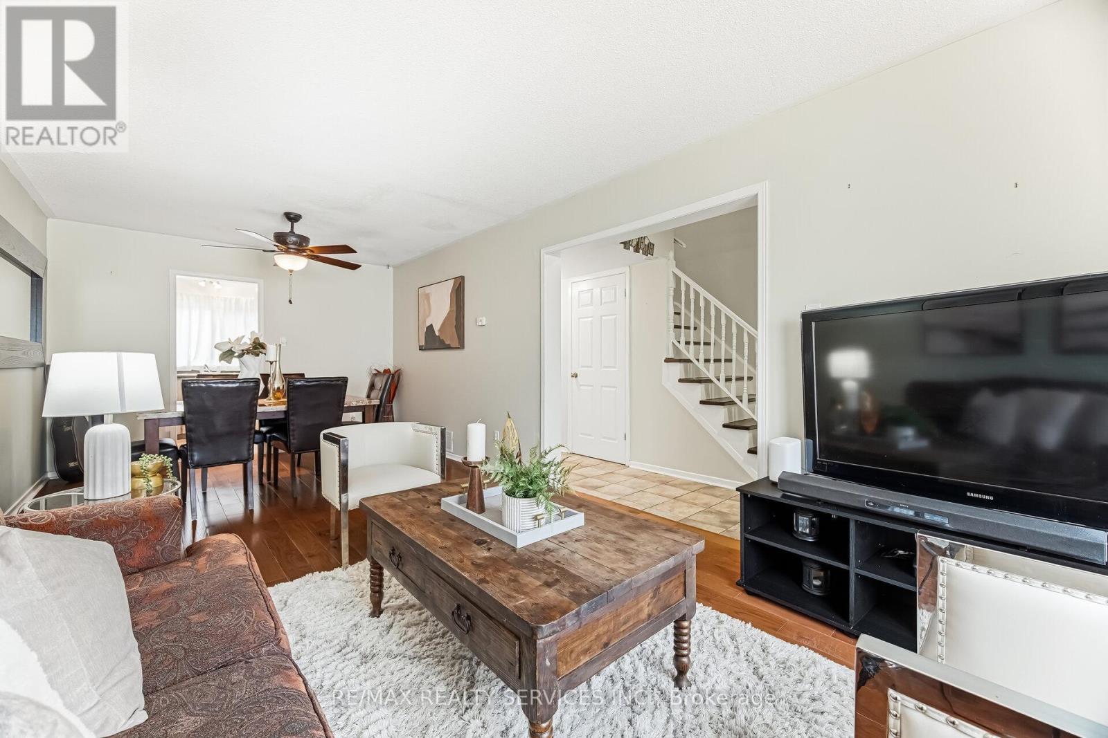 92 - 900 Central Park Drive, Brampton, Ontario  L6S 3J6 - Photo 8 - W12876152