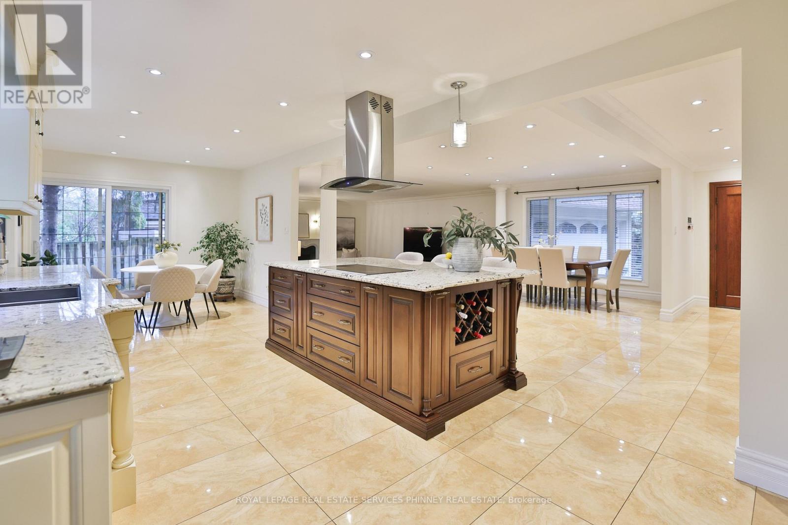 130 Tavistock Square, Oakville, Ontario  L6K 2V2 - Photo 12 - W12876198