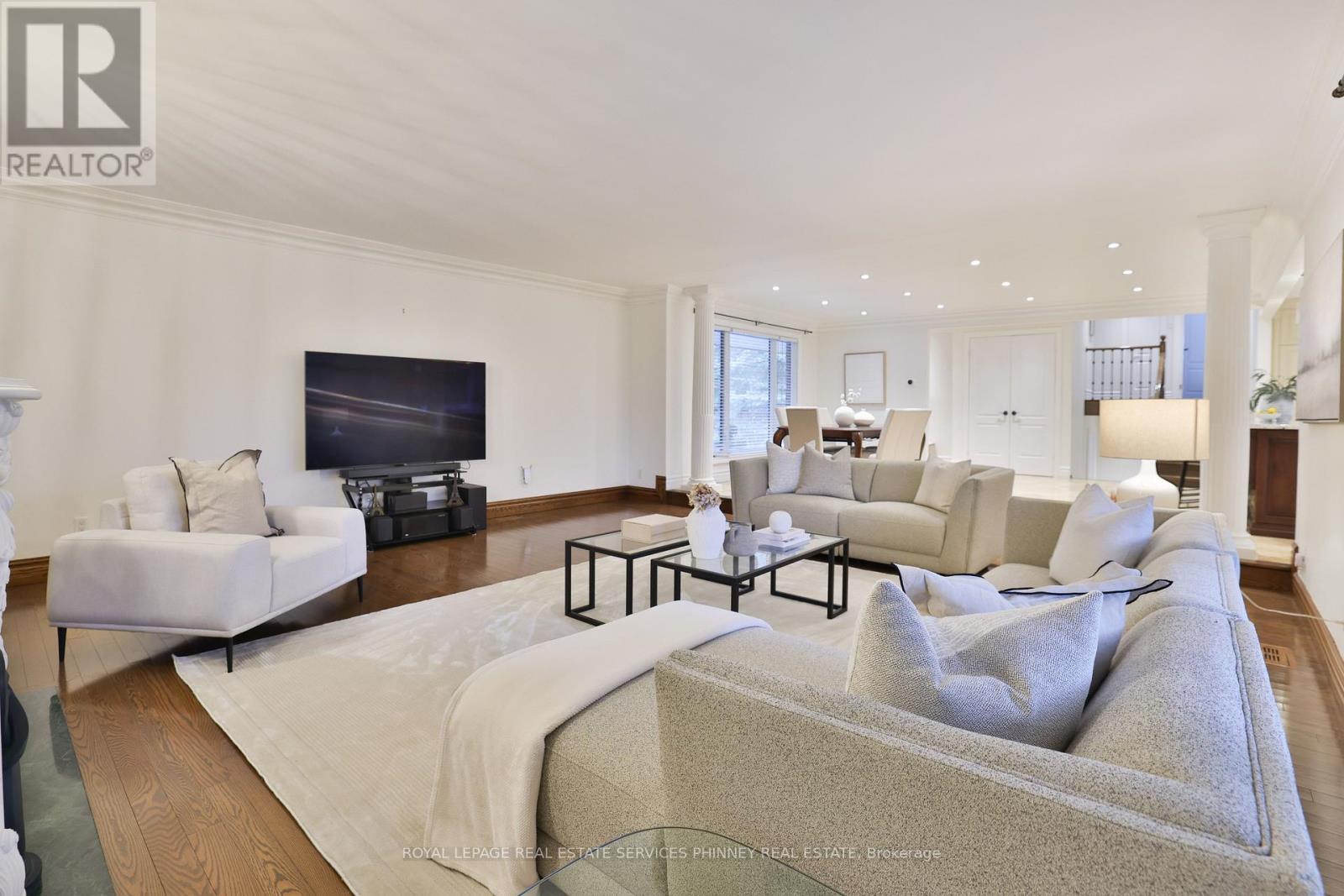 130 Tavistock Square, Oakville, Ontario  L6K 2V2 - Photo 17 - W12876198