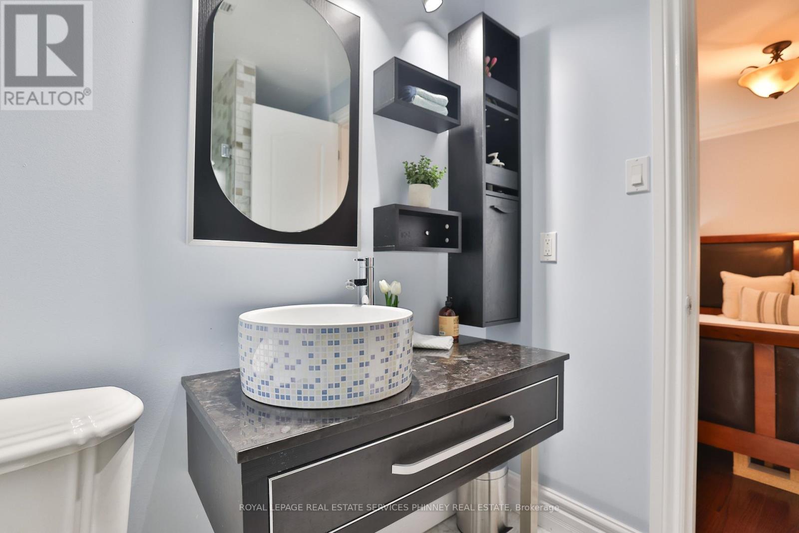 130 Tavistock Square, Oakville, Ontario  L6K 2V2 - Photo 33 - W12876198