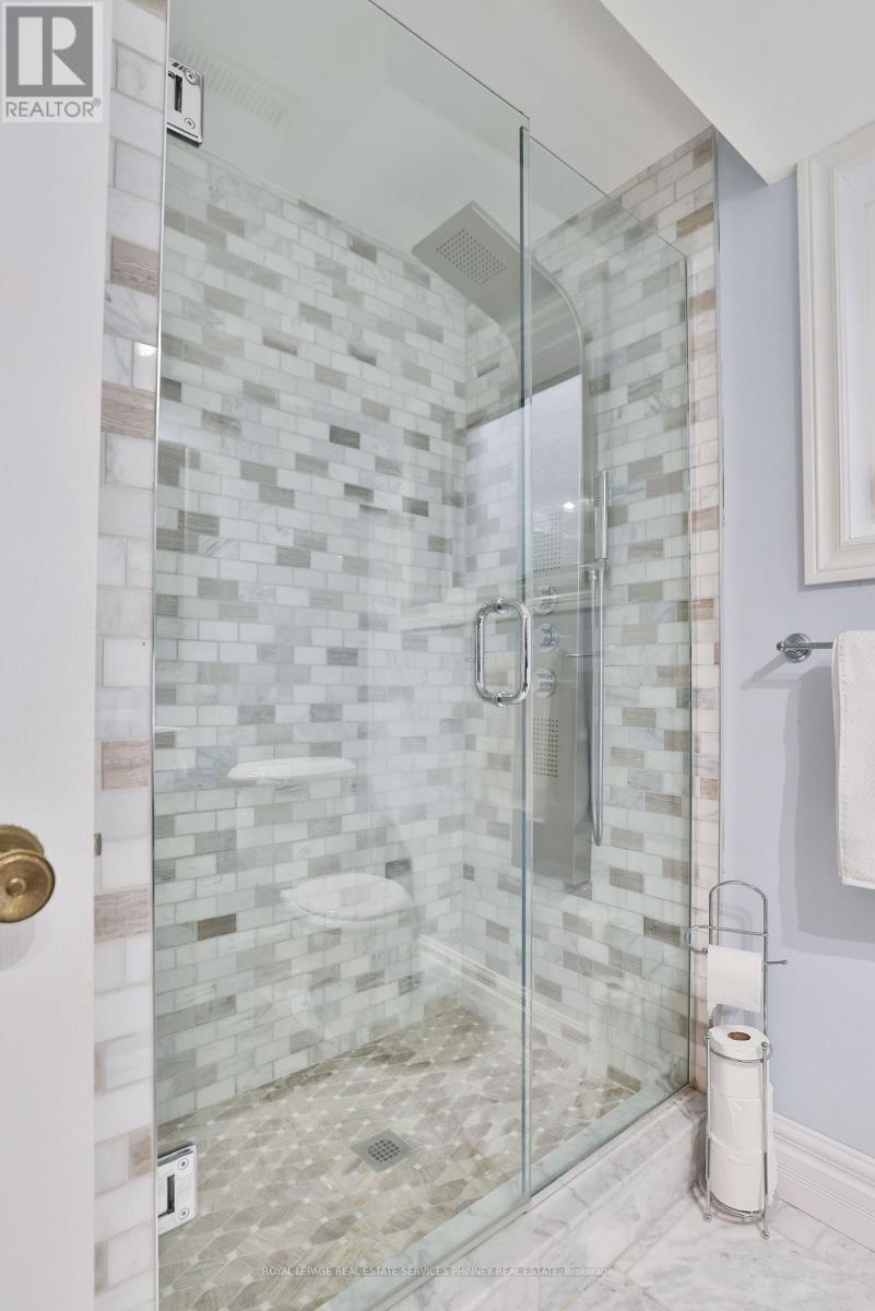 130 Tavistock Square, Oakville, Ontario  L6K 2V2 - Photo 34 - W12876198