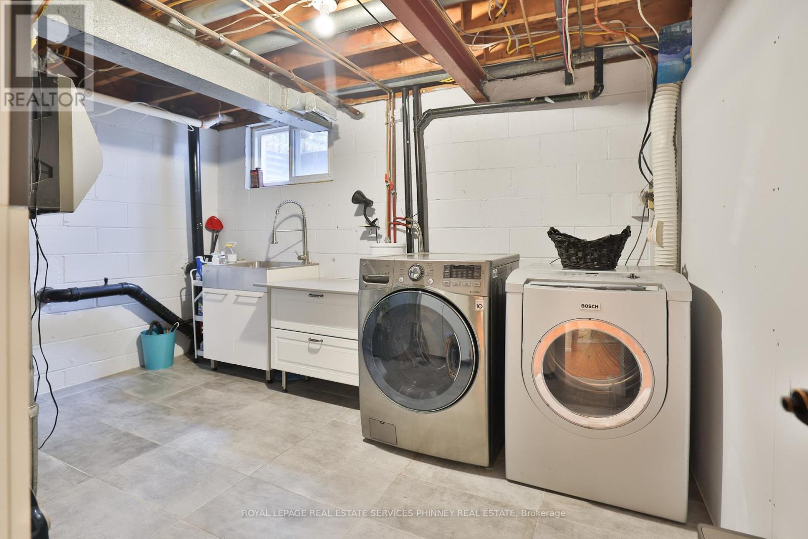 130 Tavistock Square, Oakville, Ontario  L6K 2V2 - Photo 39 - W12876198