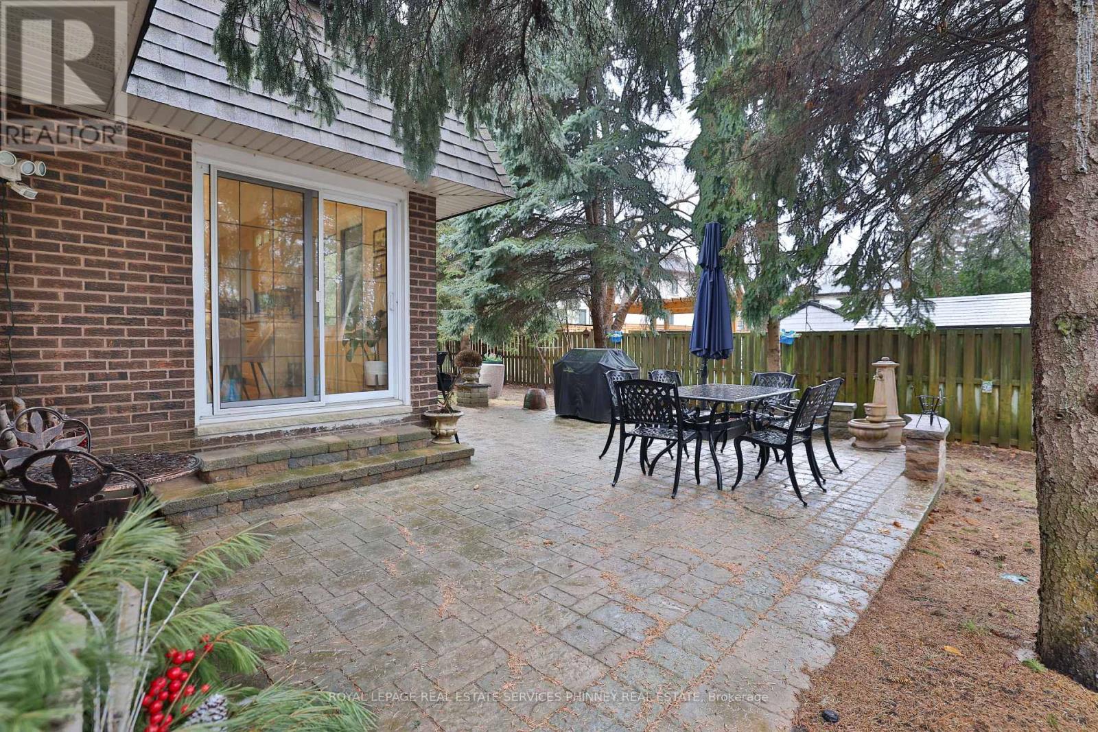 130 Tavistock Square, Oakville, Ontario  L6K 2V2 - Photo 42 - W12876198