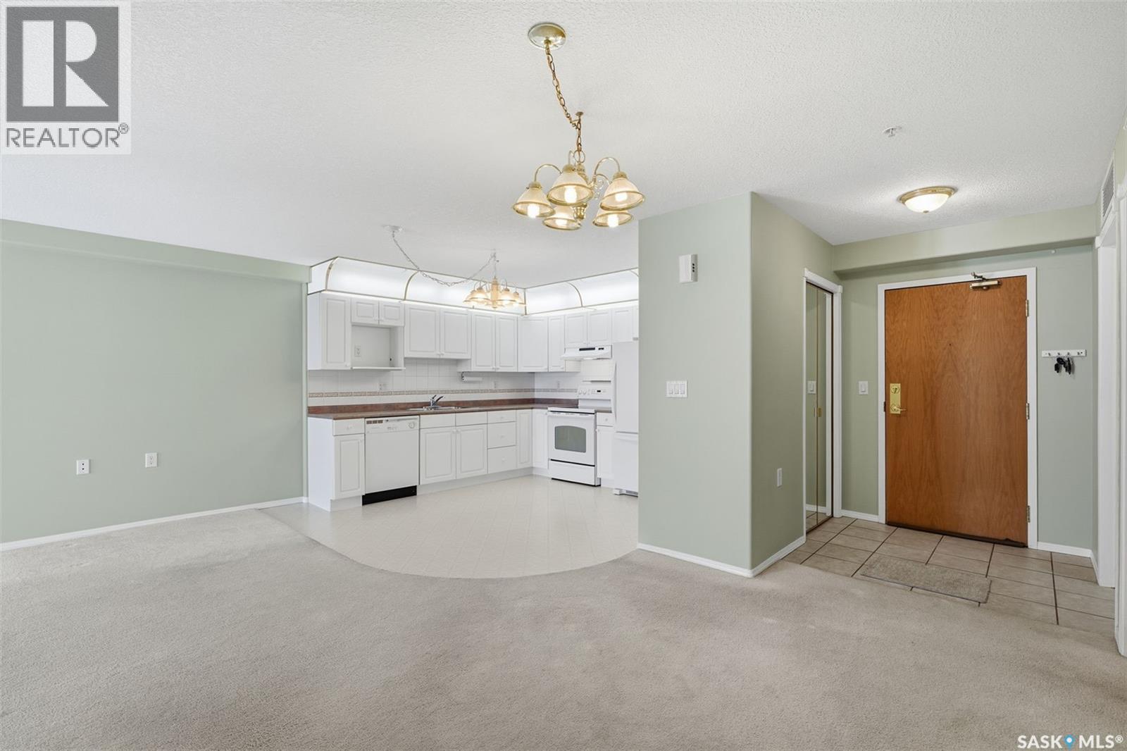 335 325 Keevil Crescent, Saskatoon, Saskatchewan  S7N 4R8 - Photo 4 - SK030229