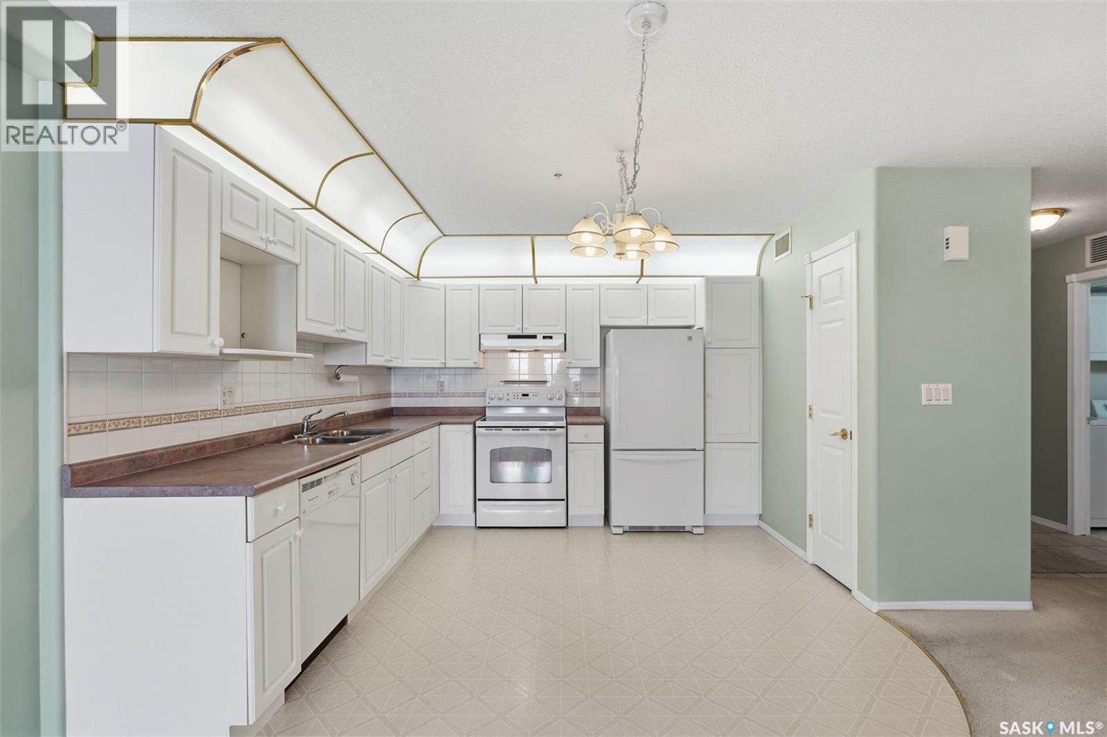 335 325 Keevil Crescent, Saskatoon, Saskatchewan  S7N 4R8 - Photo 6 - SK030229