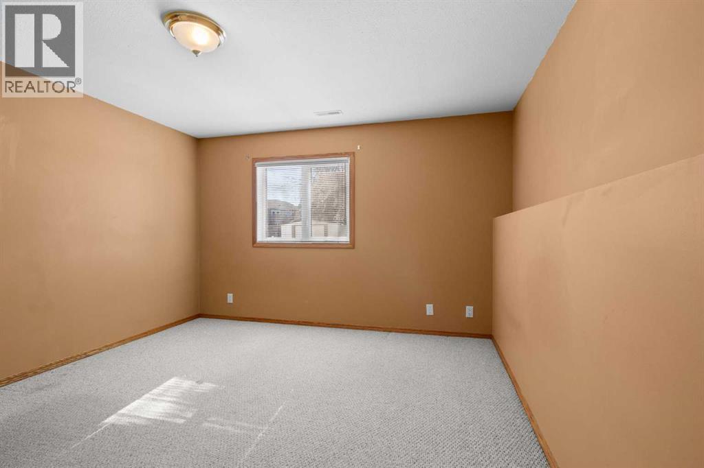 7 Regent Close, Lacombe, Alberta  T4L 2H6 - Photo 23 - A2292118