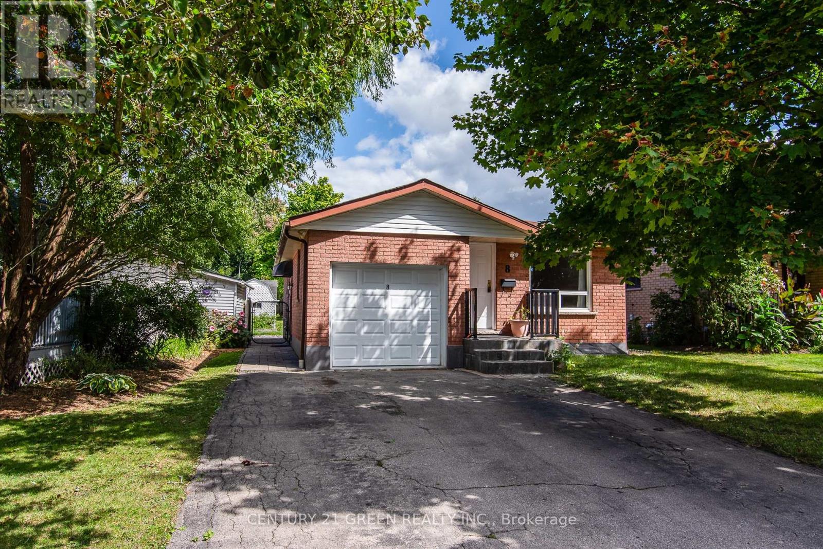 8 Pamela Place, Guelph, Ontario  N1H 8C9 - Photo 2 - X12876014