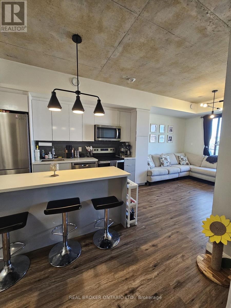 402 - 7 Erie Avenue, Brantford, Ontario  N3S 2E7 - Photo 4 - X12876046