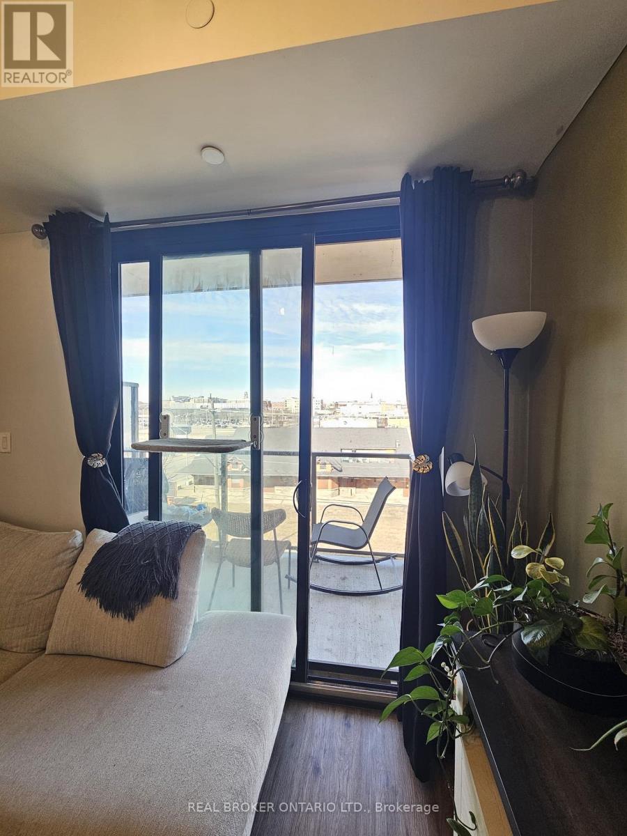 402 - 7 Erie Avenue, Brantford, Ontario  N3S 2E7 - Photo 7 - X12876046