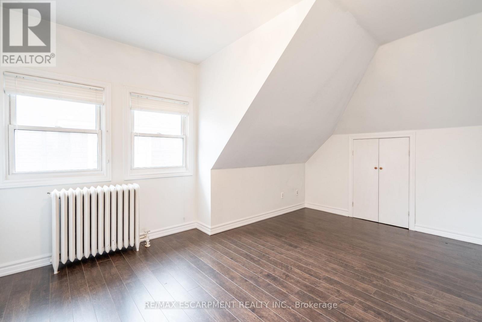 3 - 80 St. Clair Avenue, Hamilton, Ontario  L8M 2N5 - Photo 11 - X12876134