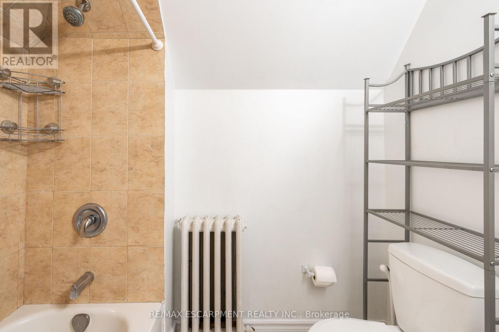 3 - 80 St. Clair Avenue, Hamilton, Ontario  L8M 2N5 - Photo 16 - X12876134